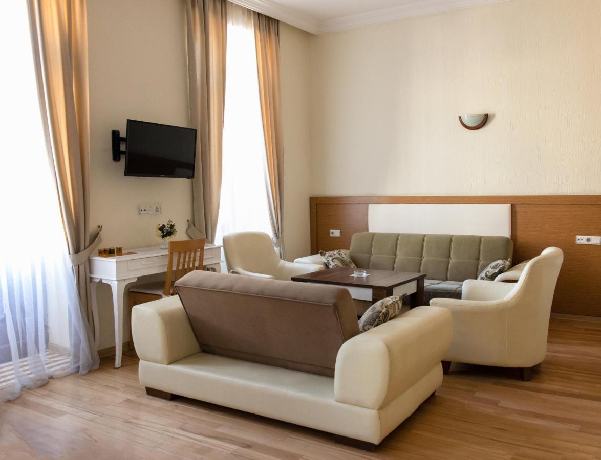 Marjani Apartments Tbilisi Bagian luar foto